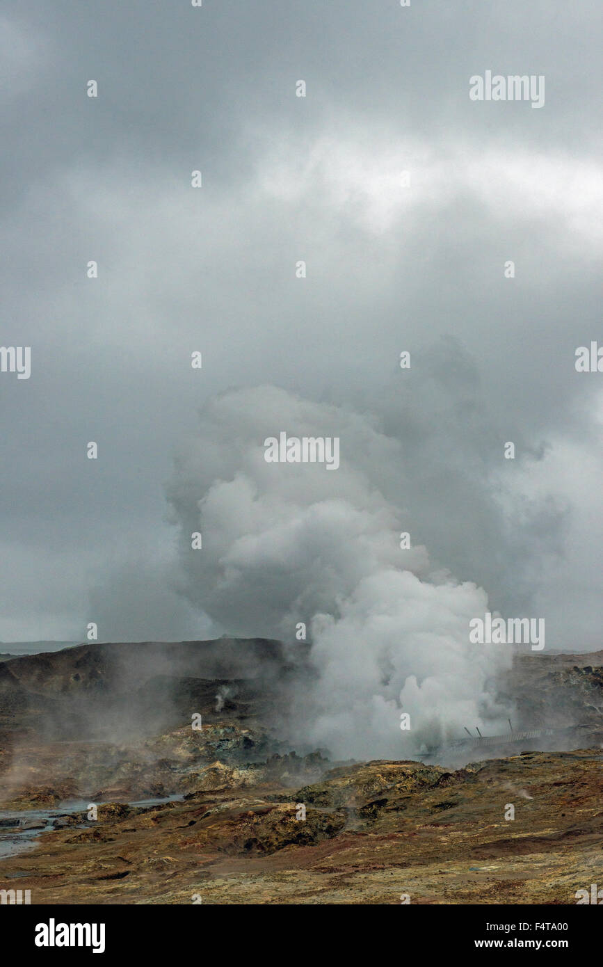 Gunnuhver Hot Springs en Islande se défouler Banque D'Images