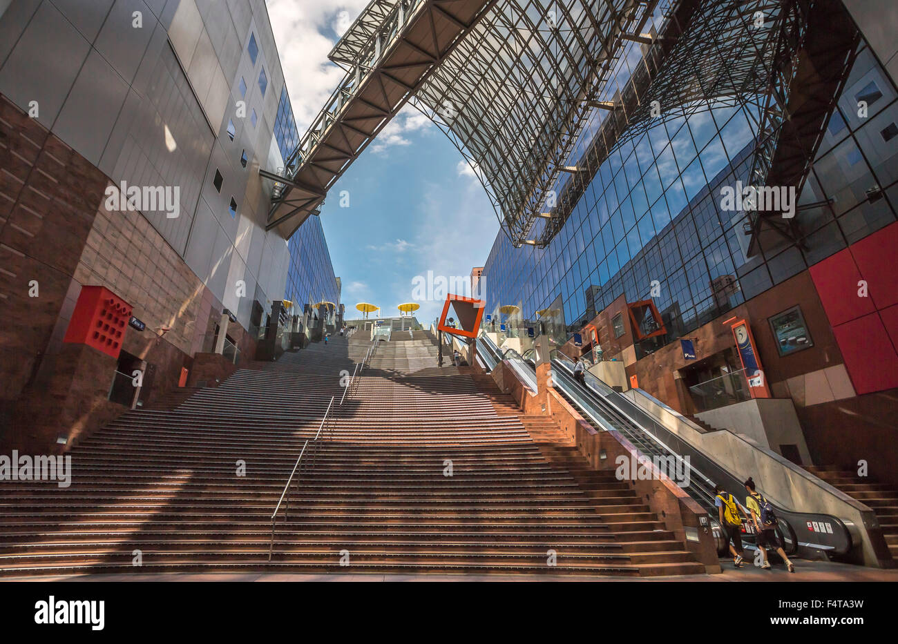 Le Japon, la ville de Kyoto, la gare de Kyoto, de l'intérieur Banque D'Images