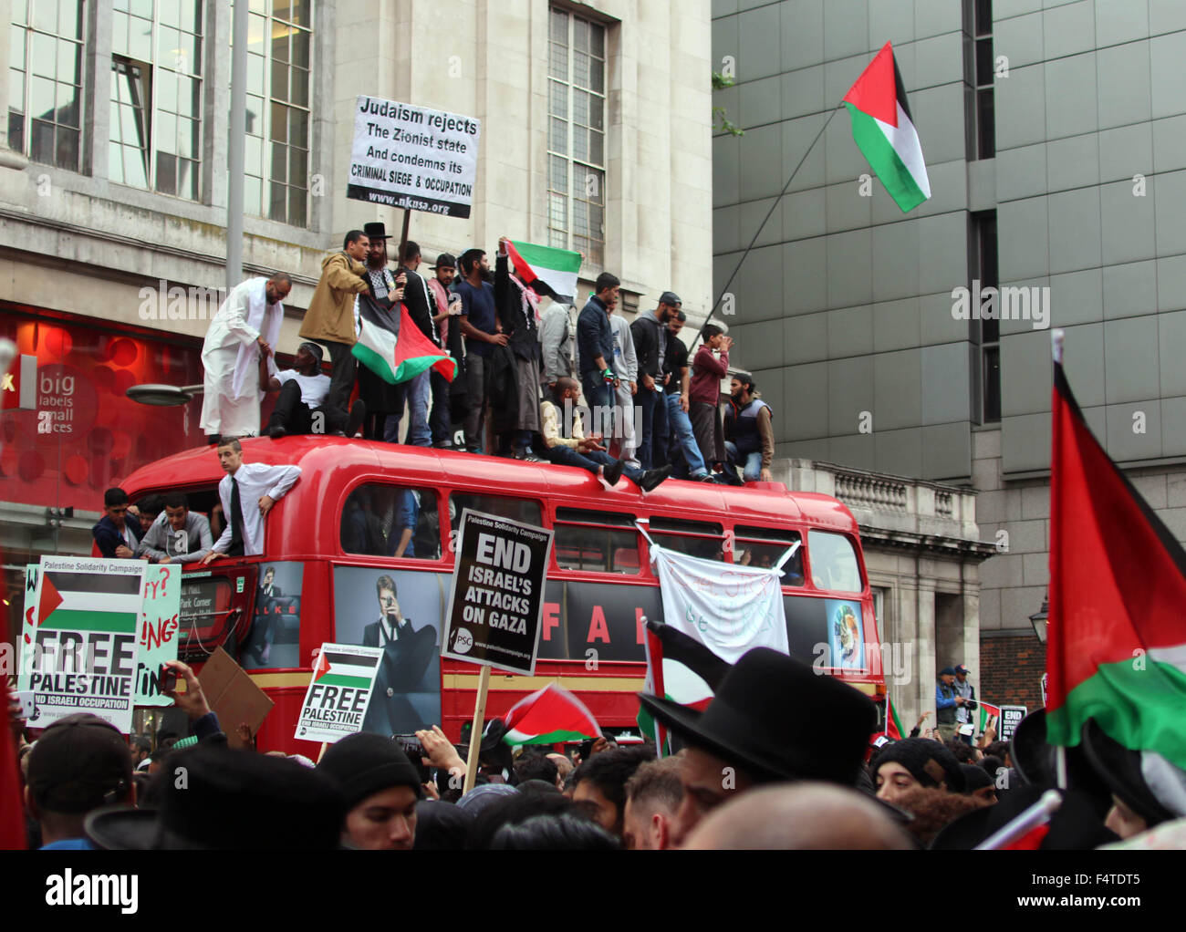 Palestine libre Londres protestation juive Anti Banque D'Images