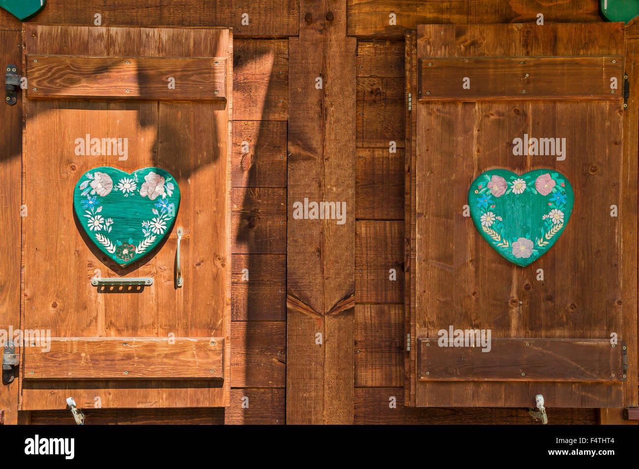 Fenêtres en bois traditionnel français Banque D'Images