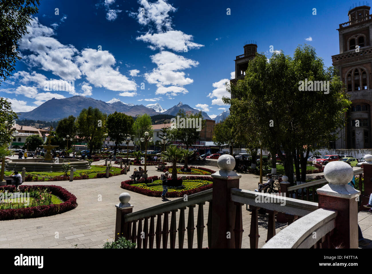 Huaraz, Ancash, Pérou. place principale. Banque D'Images