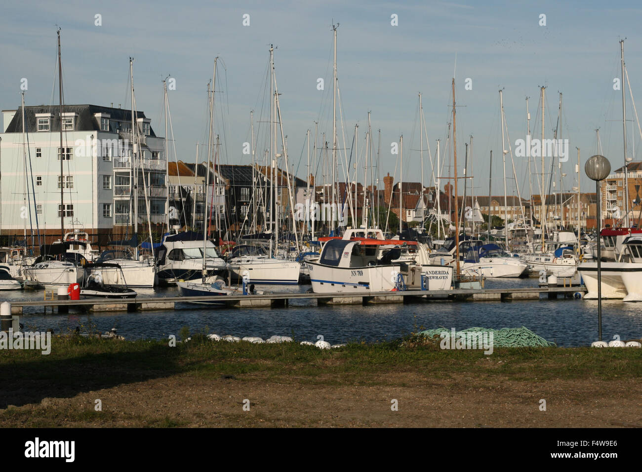 SUSSEX ANGLETERRE EASTBOURNE SOVEREIGN HARBOUR Banque D'Images