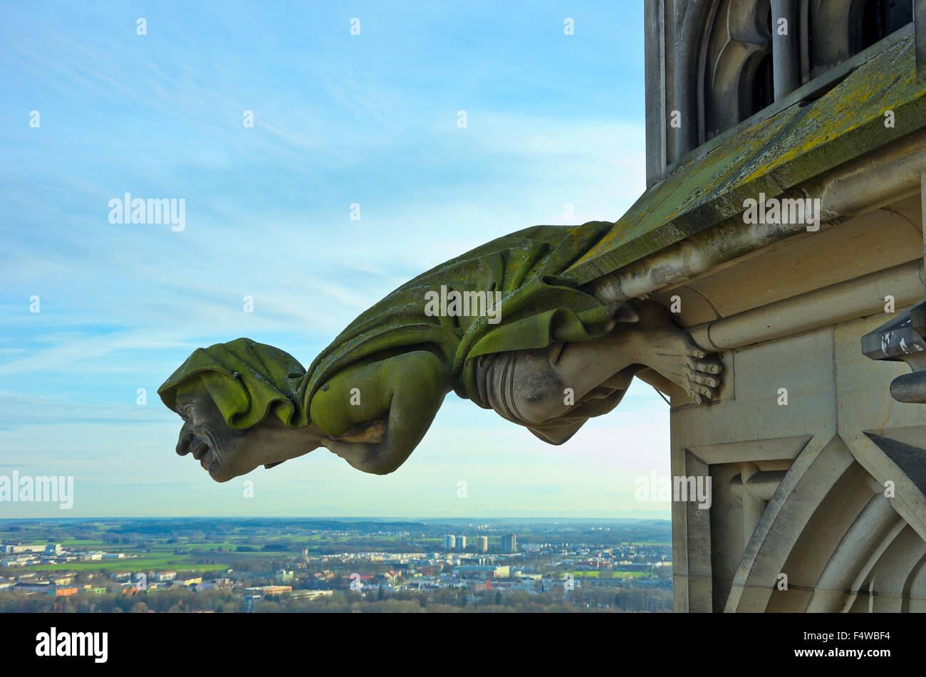 Sculpture d'angle sur la flèche de l'Ulm, Allemagne. Banque D'Images