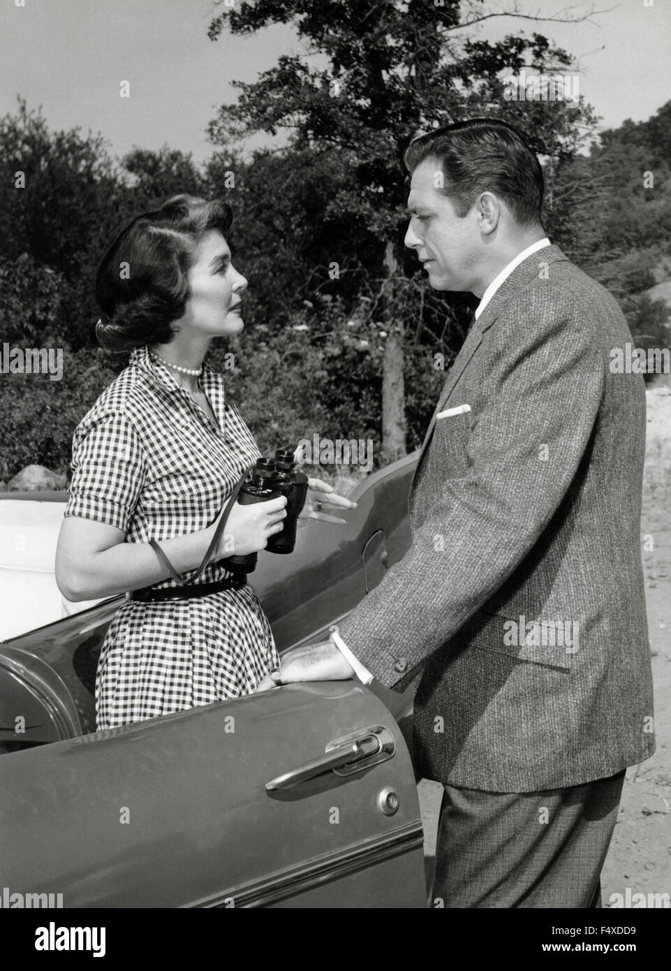 Acteurs américains Raymond Burr e Barbara Hale Banque D'Images