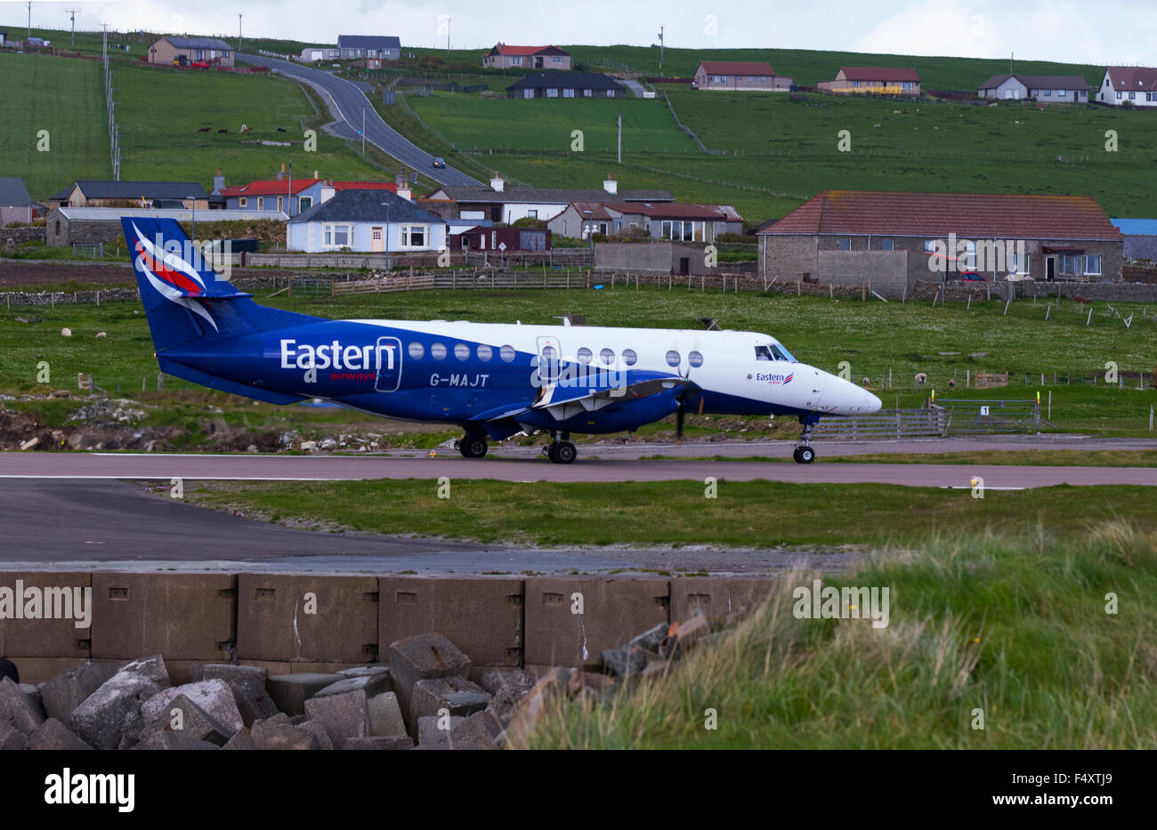 Avions Jetstream Jetstream 4100 41 G-MAJT sur piste à l'aéroport d' établissement"Sumburgh le décollage Banque D'Images