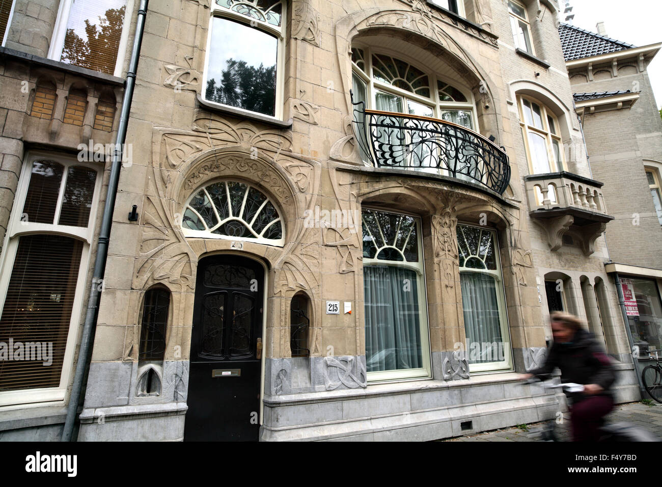 Bâtiment Art Nouveau, Laan van Meerdervoort 215, La Haye (Den Haag), aux Pays-Bas. Banque D'Images