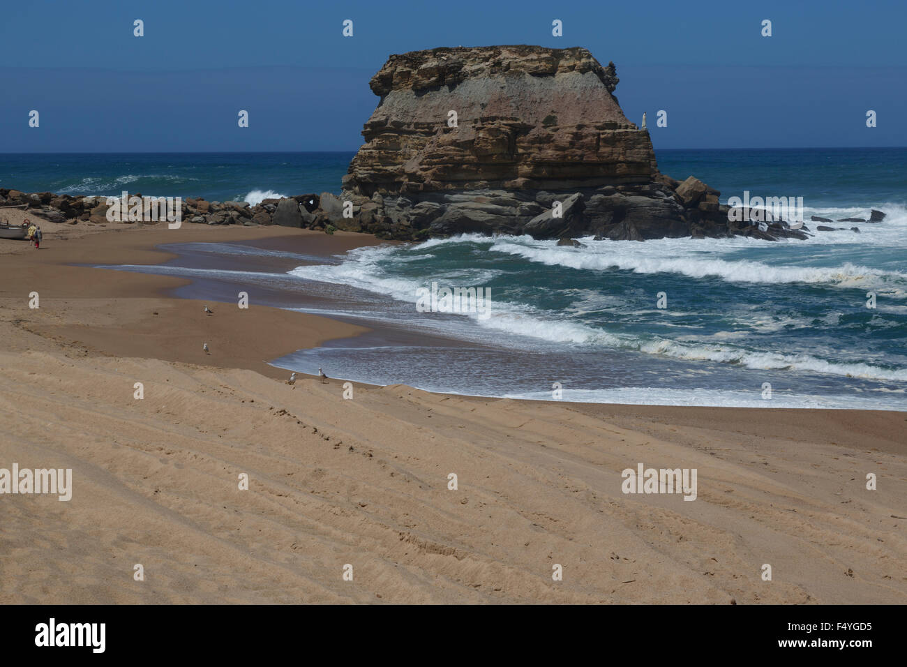 Rock formation sur la plage de Porto Novo au Portugal Banque D'Images