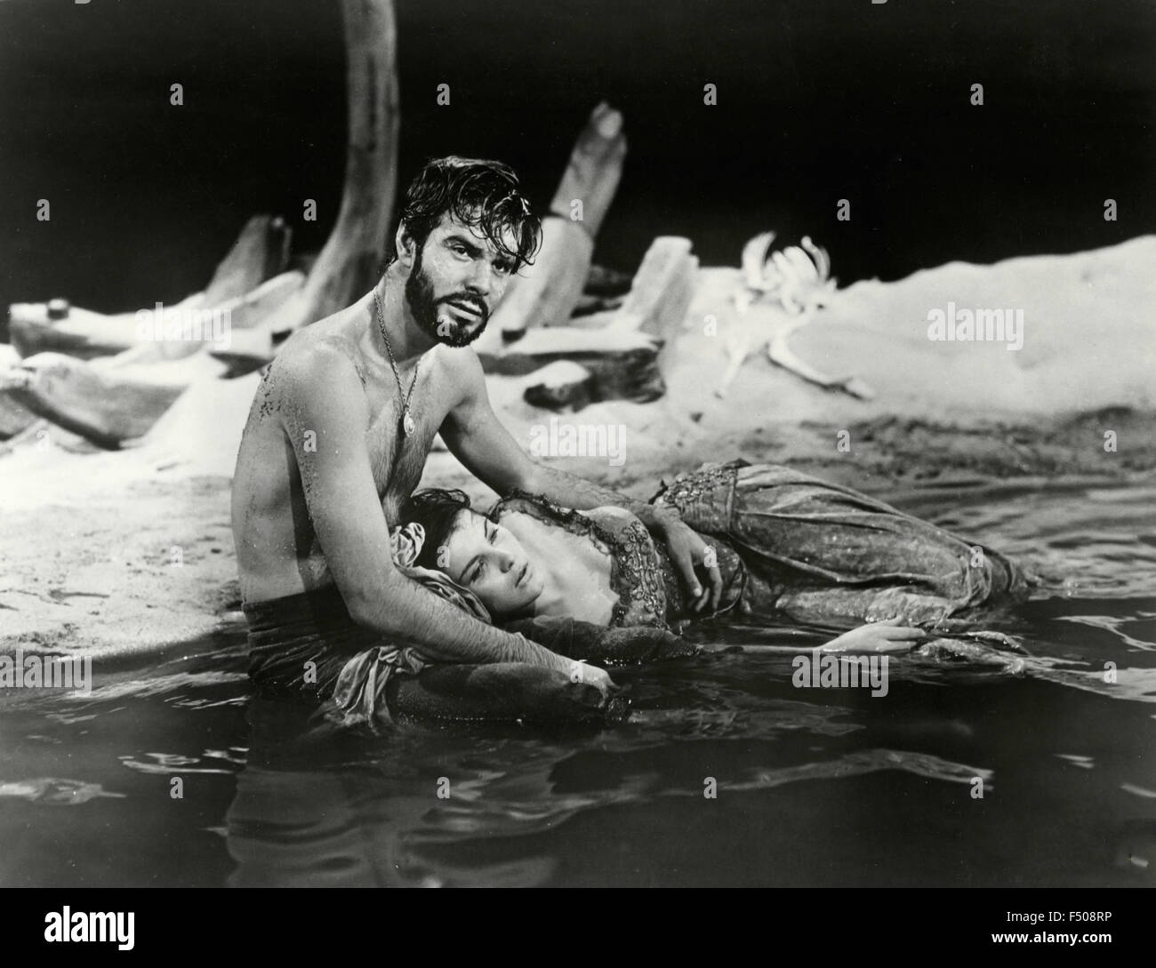 Les acteurs Louis Jourdan et Jean Peters dans une scène du film "Anne des Indes', USA 1951 Banque D'Images