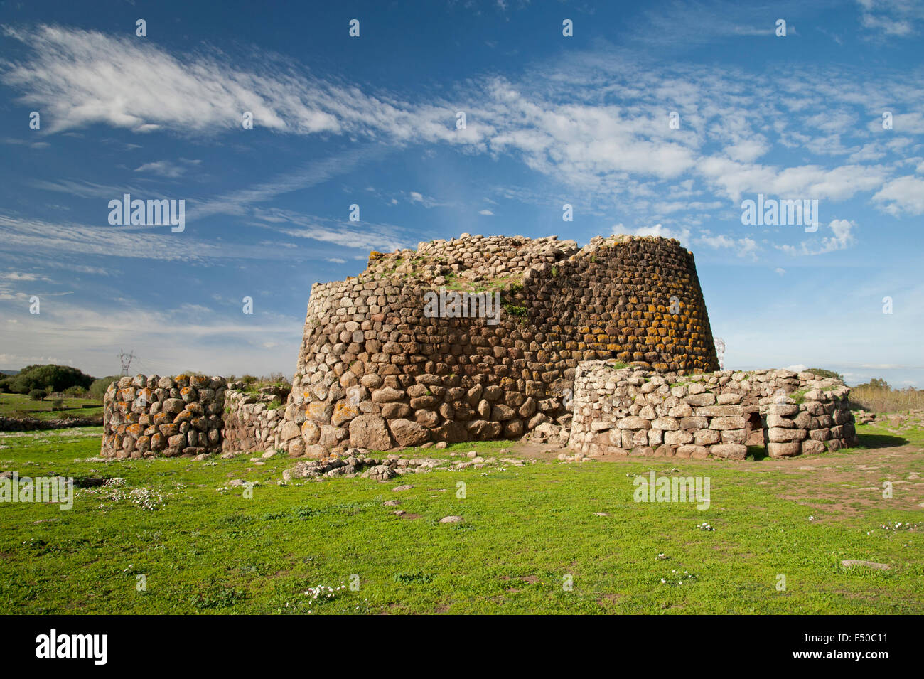 Ales,Sardaigne,Italie,10/2015.Vue de l'ancienne Nuraghe Losa vieille tour, important bâtiment de la période nuragique de la Sardaigne. Banque D'Images