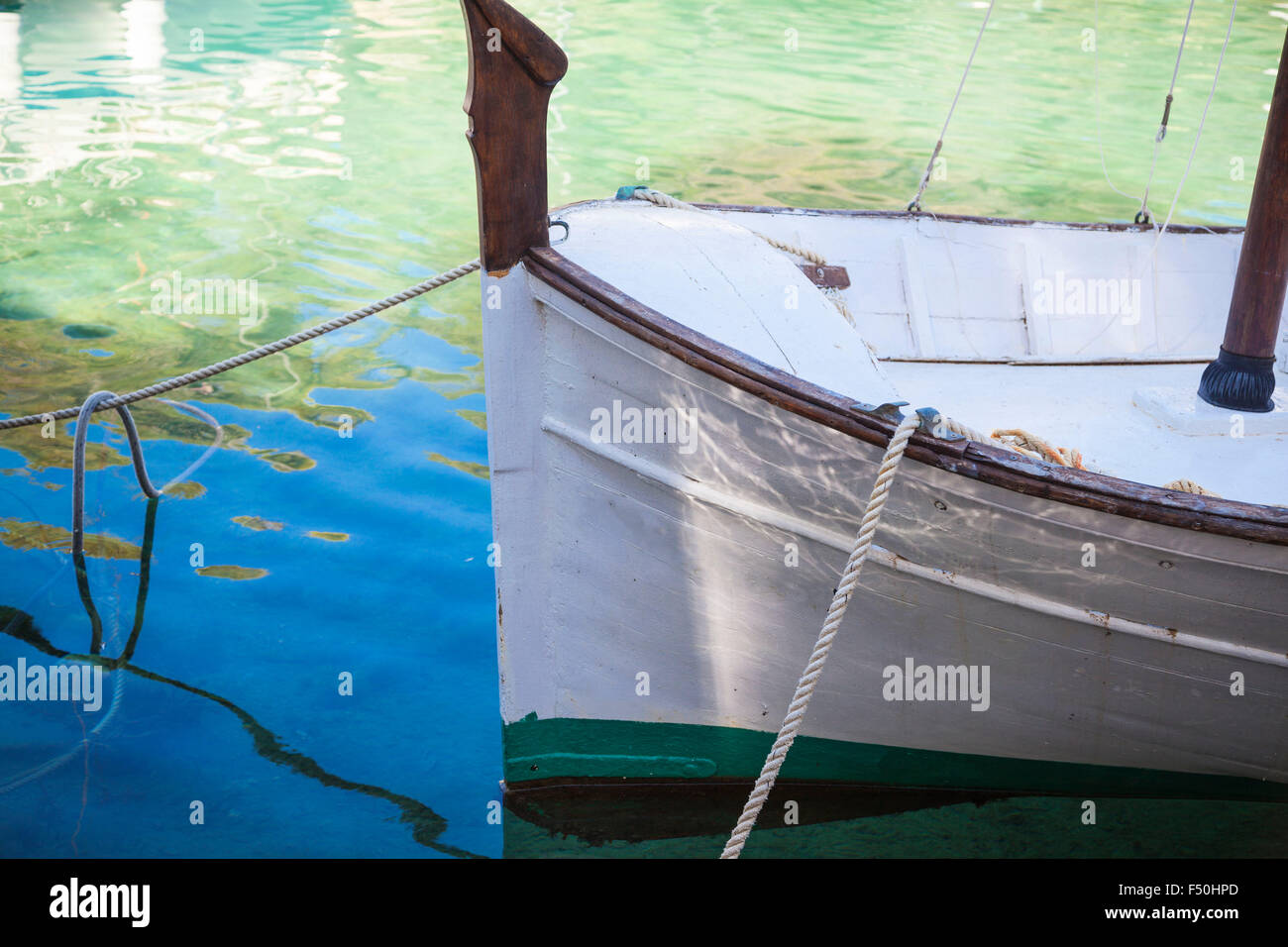 Bateaux dans le port de Cala Figueira, Majorque Banque D'Images