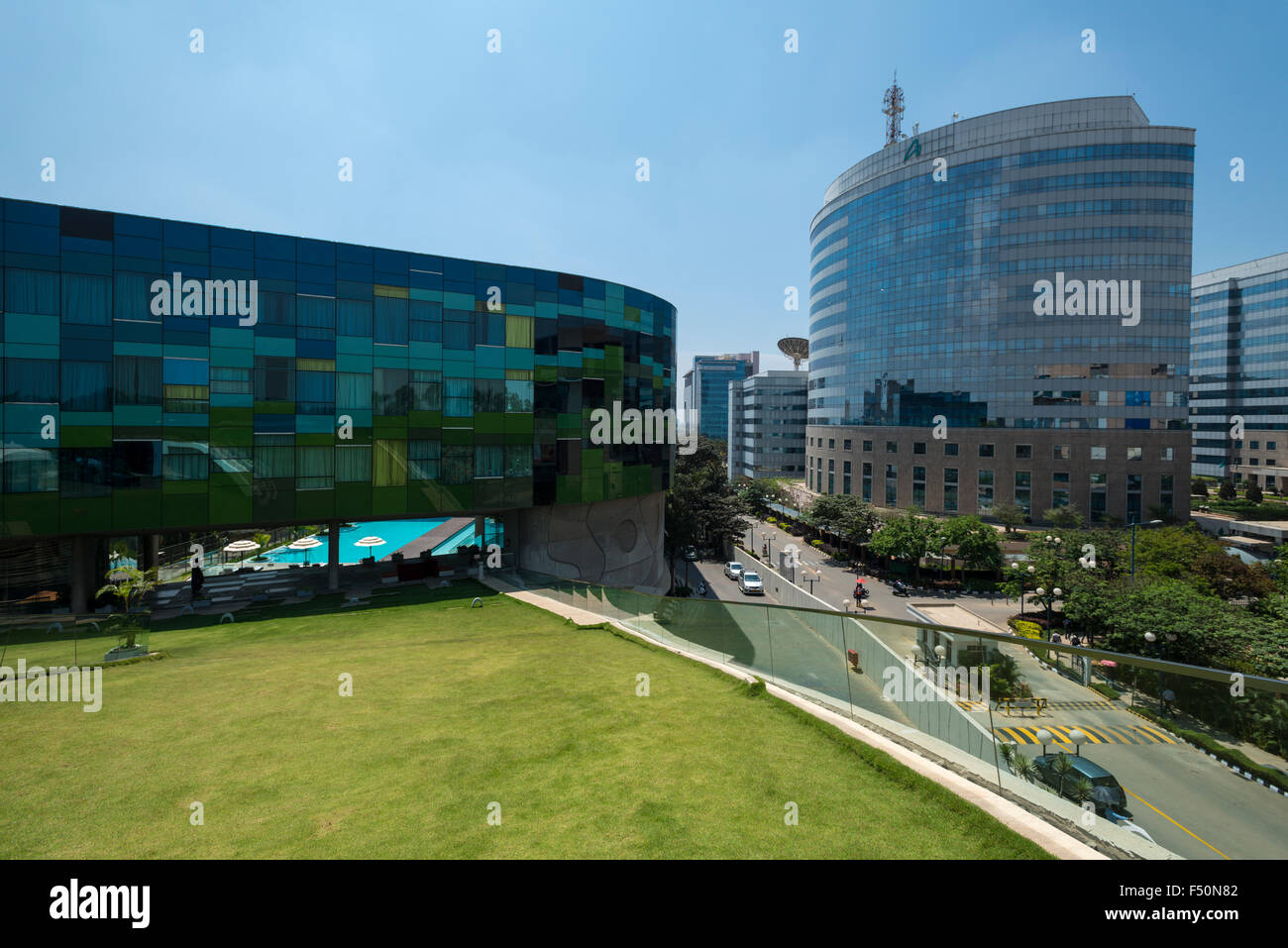 Une partie de l'international tech park dans les champs blancs, l'un des centres informatiques Banque D'Images