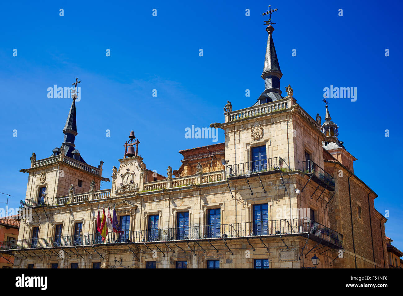 L'hôtel de ville de Leon ayuntamiento en la Plaza Mayor par Saint James Way Banque D'Images