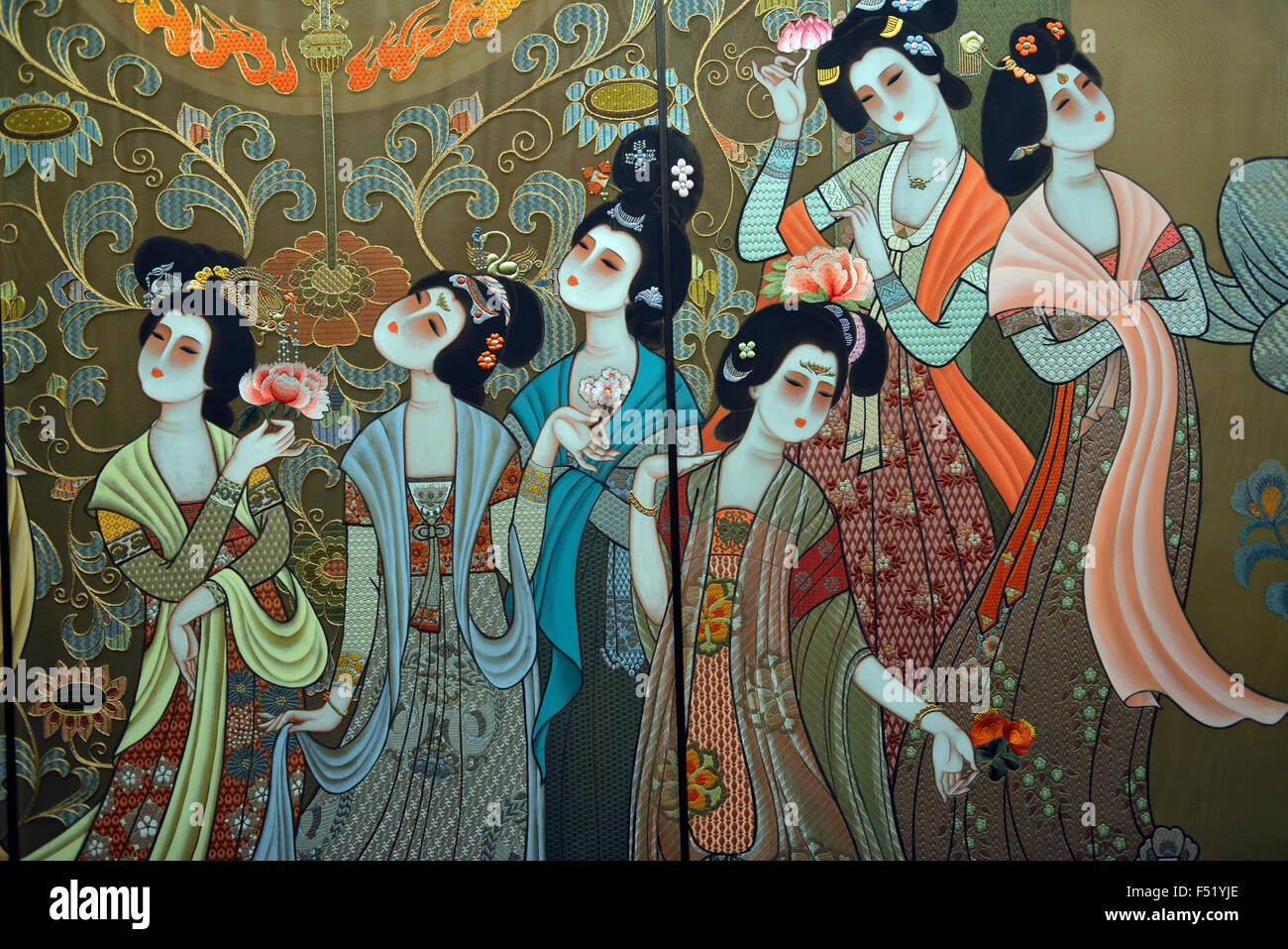 Partie de la peinture murale brodée 'Tang Musique et danse' par Fang Eqin en 1987. Musée Shanxi à Xian. Banque D'Images
