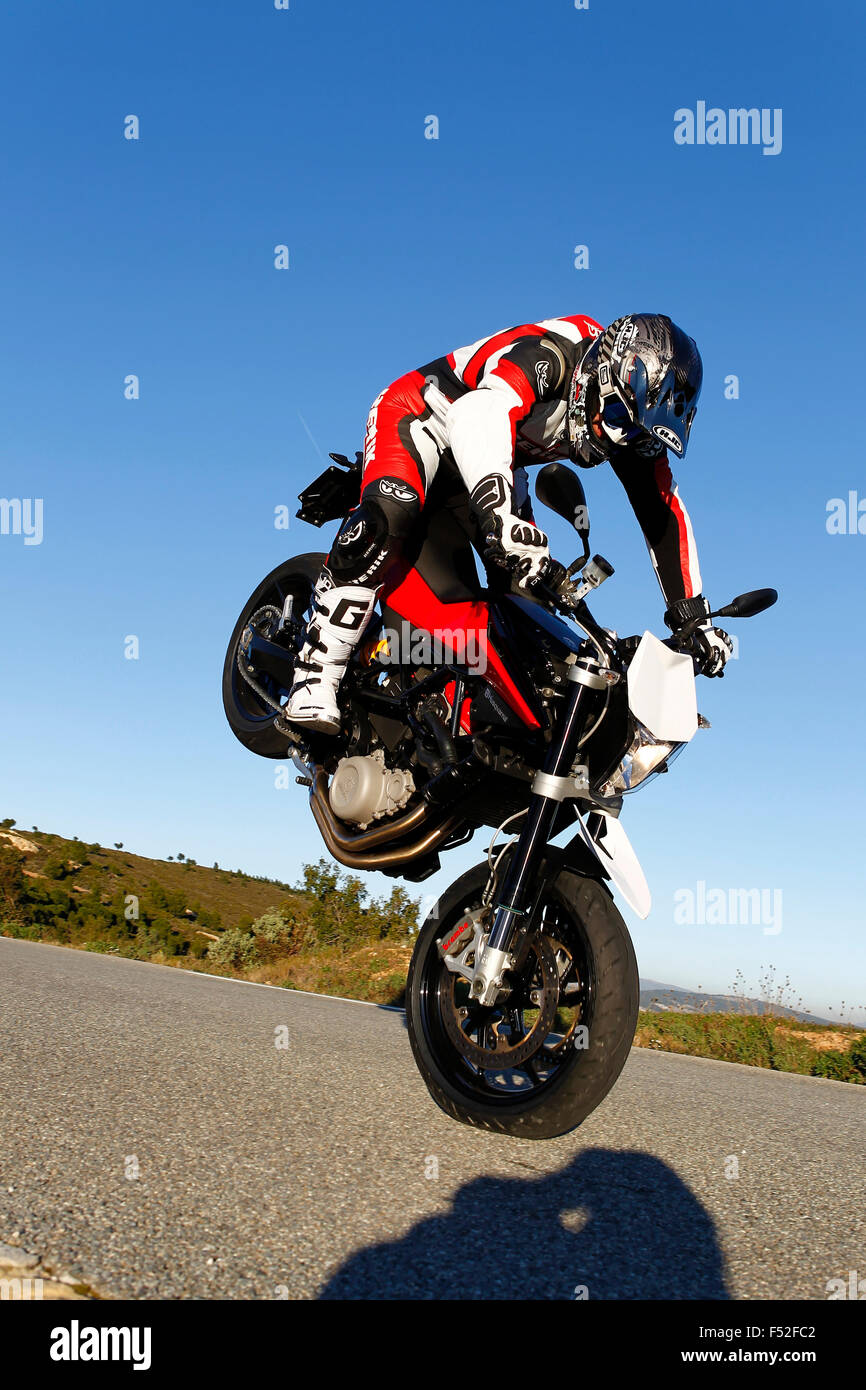 Moto, Funbike Husquarna NUDA 900R, Stoppie, Banque D'Images