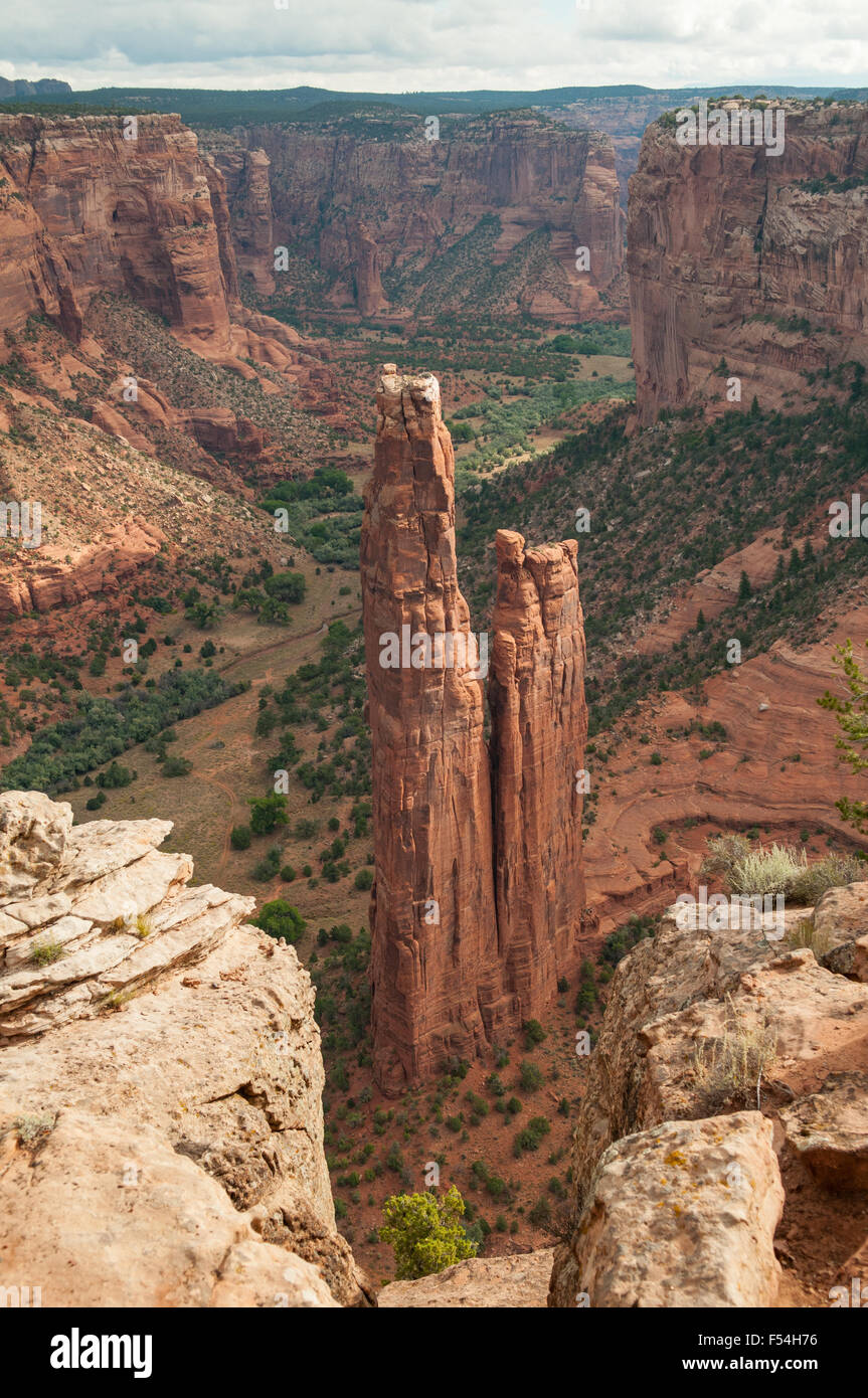 Spider Rock, Canyon de Chelly National Monument, Arizona, USA Banque D'Images