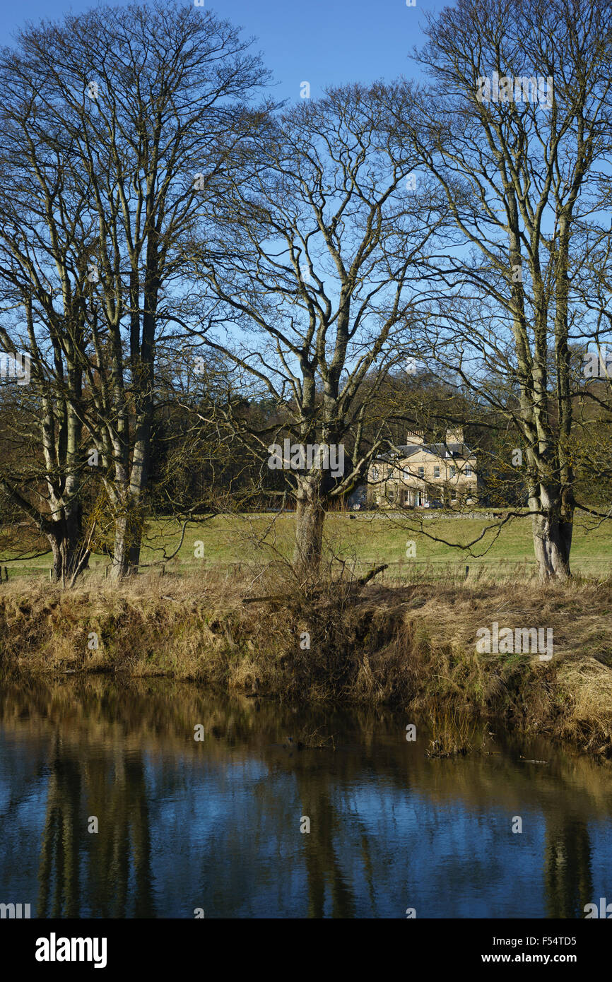 Chesters, small farm country house estate près de Selkirk, sur la rivière Teviot, Scottish Borders Banque D'Images