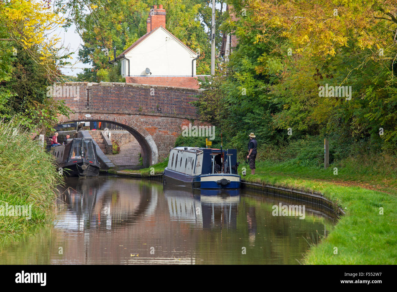 L'automne sur le canal près de Worcester et Birmingham Bromsgrove, Worcestershire, Angleterre, RU Banque D'Images