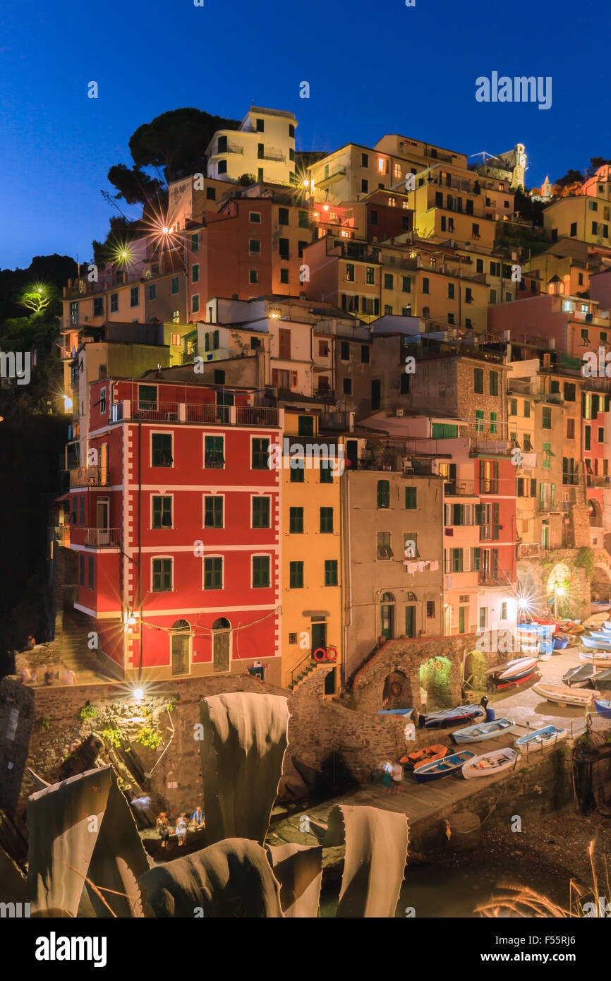 Riomaggiore est une commune française, située dans la province de La Spezia, Ligurie, dans le nord-ouest de l'Italie. Banque D'Images