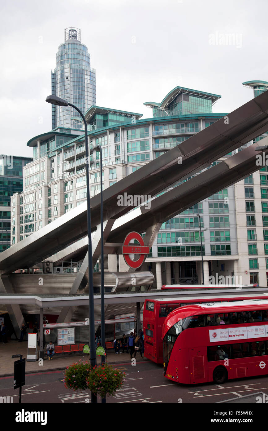 Le Terminus de Bus Vauxhall Vauxhall - London UK Banque D'Images