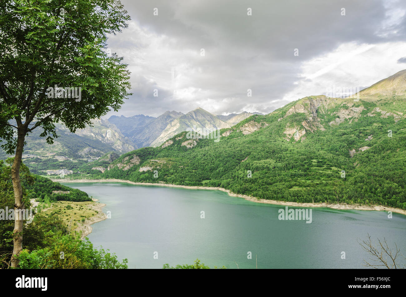 Bulbal réservoir, également appelé Marais Bubal est un réservoir situé dans les Pyrénées espagnoles de Benasque (Huesca). Banque D'Images