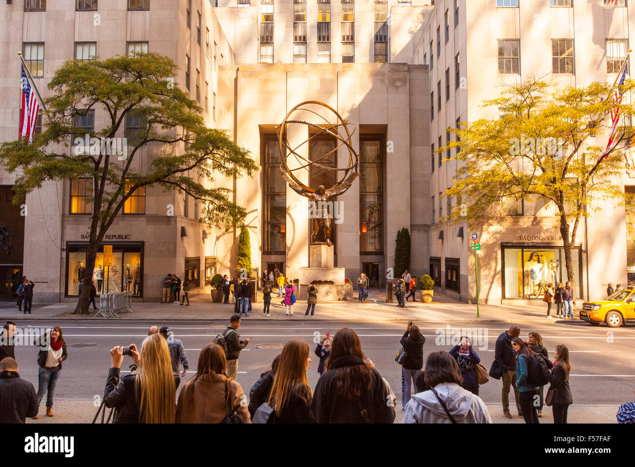 Rockefeller Center Statue d'Atlas, Cinquième Avenue, Manhattan, New York City, États-Unis d'Amérique. Banque D'Images