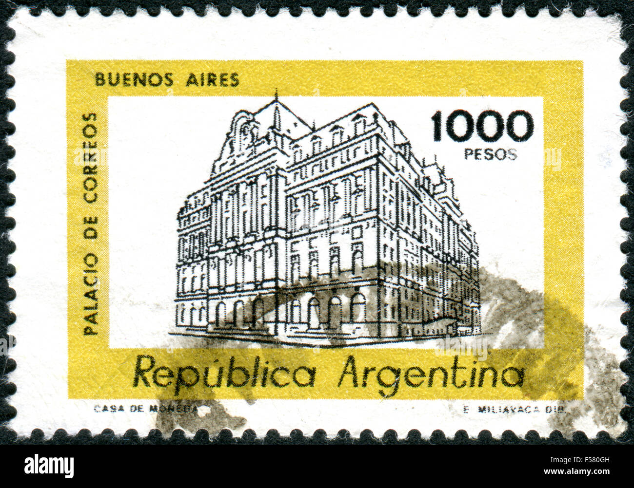 Argentine - circa 1980 : timbres-poste imprimés en Argentine, afficher le  bureau de poste central de Buenos Aires, vers 1980 Photo Stock - Alamy