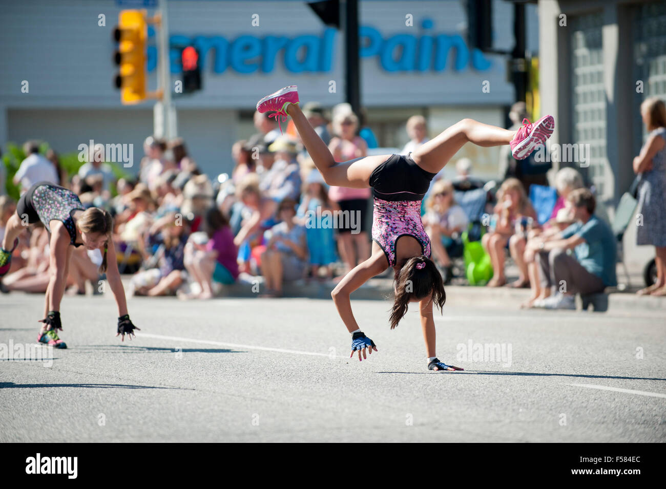 Penticton Peach Festival Grand Parade le 08 août, 2015 Banque D'Images