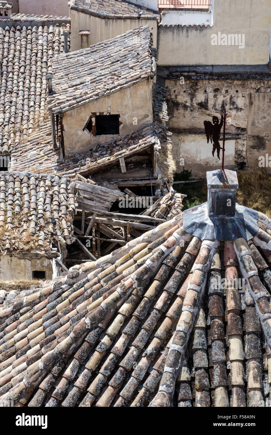 Tolède Espagne, Europe, Espagnol, hispanique hispanique Latins Latino Latinos, hispanophone, site du patrimoine mondial, centre historique, toits, rouge Manchegan Banque D'Images