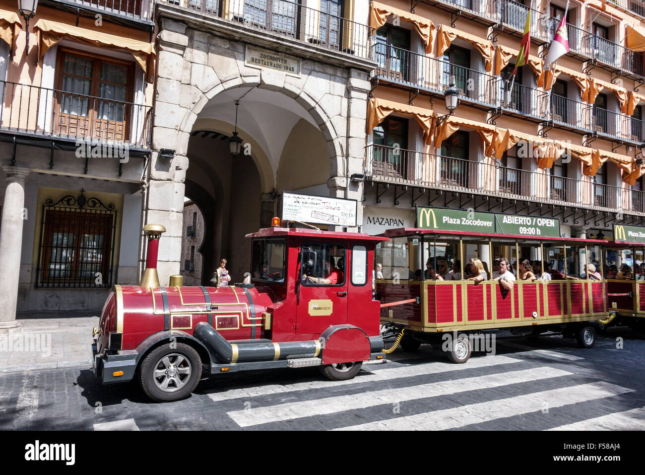 Tolède Espagne,Europe,Espagnol,site hispanique du patrimoine mondial,quartier historique,Plaza Zocodover Square,Zocotren,train,Spain150702051 Banque D'Images