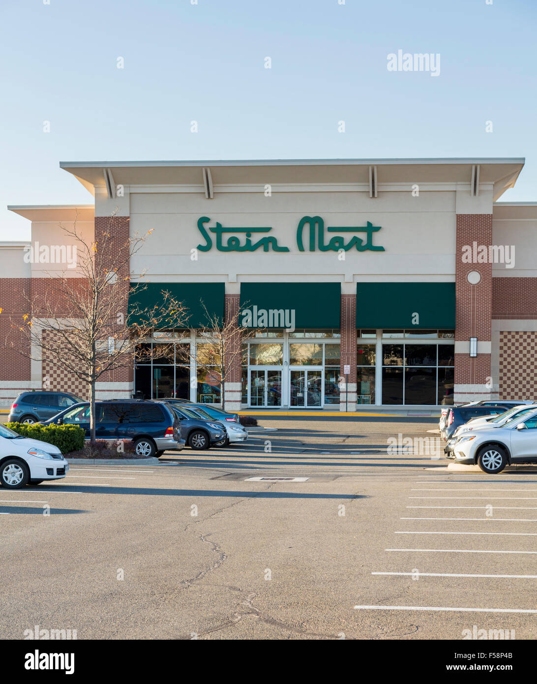 SteinMart ou magasin Superstore à Virginia Gateway Shopping Centre, Gainesville, Florida, USA Banque D'Images