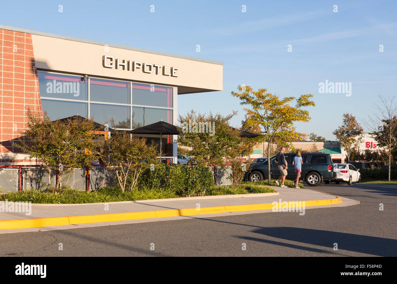 Le Chipotle Mexican Grill Restaurant à Virginia Gateway Shopping Centre, Gainesville, Florida, USA Banque D'Images