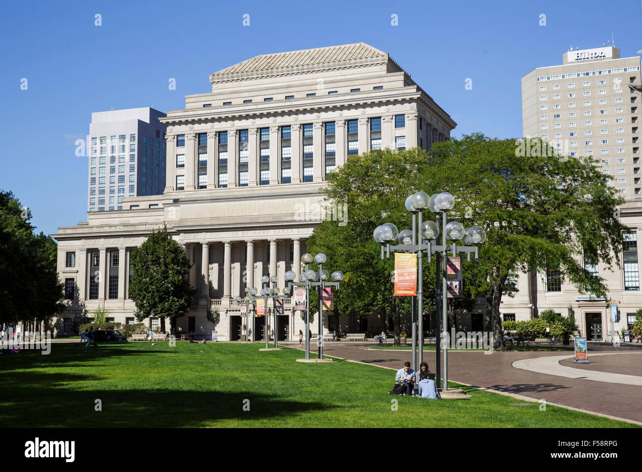 Vue générale de la Mary Baker Eddy Library, accueil des Mapparium, lors d'une journée ensoleillée à Boston, Massachusetts. Banque D'Images