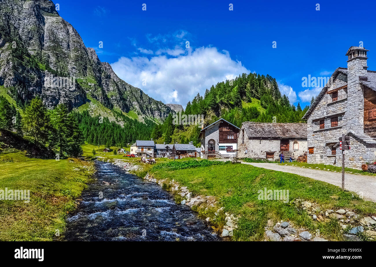 Italie Pi mont Alpe Devero Parc Naturel Village De Crampiolo Photo 