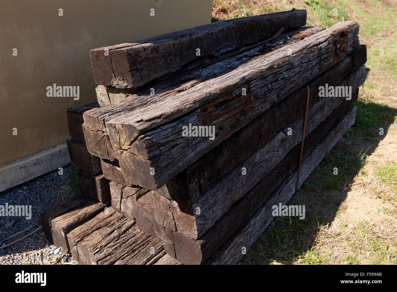 Vieilles traverses de chemin de fer Banque de photographies et d’images