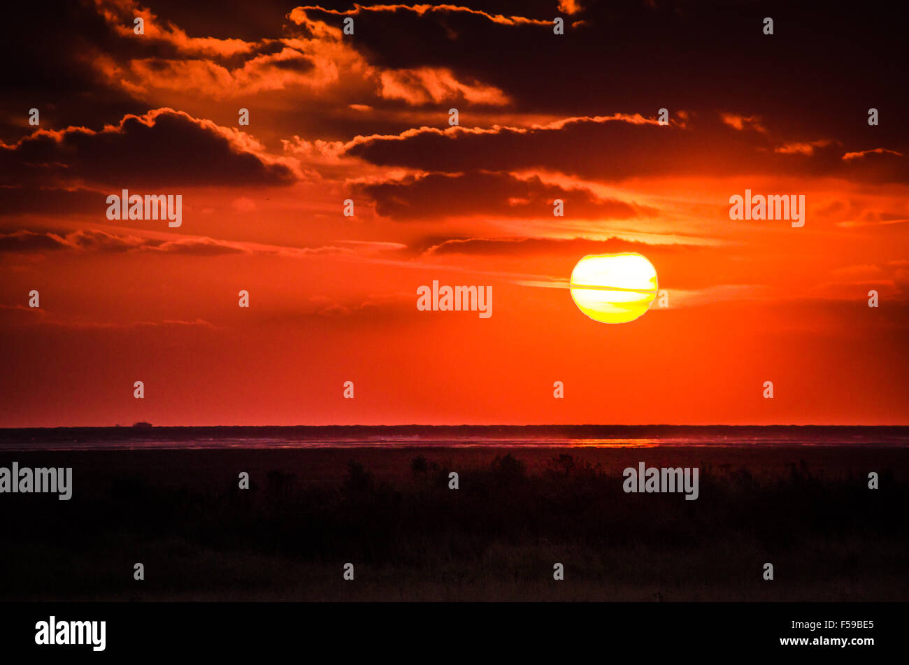 Ciel rouge Banque D'Images