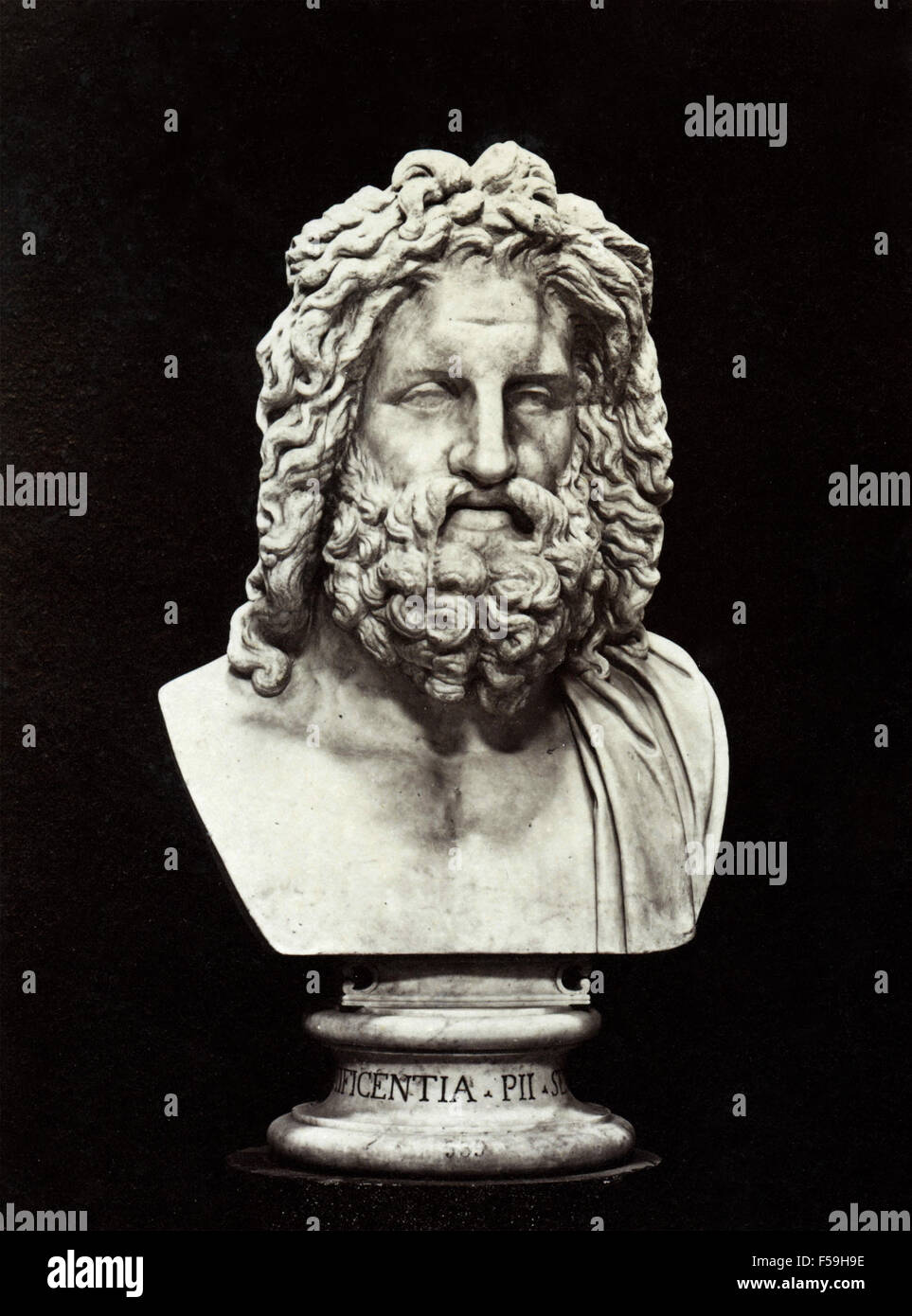 Statue de Zeus, Rome, Italie Banque D'Images