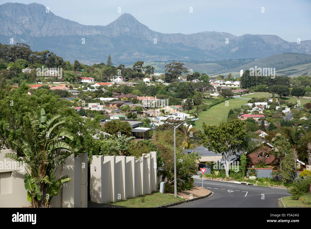 Montagnes Hottentots donnent sur Somerset West immobilier Western Cape Afrique du Sud Banque D'Images