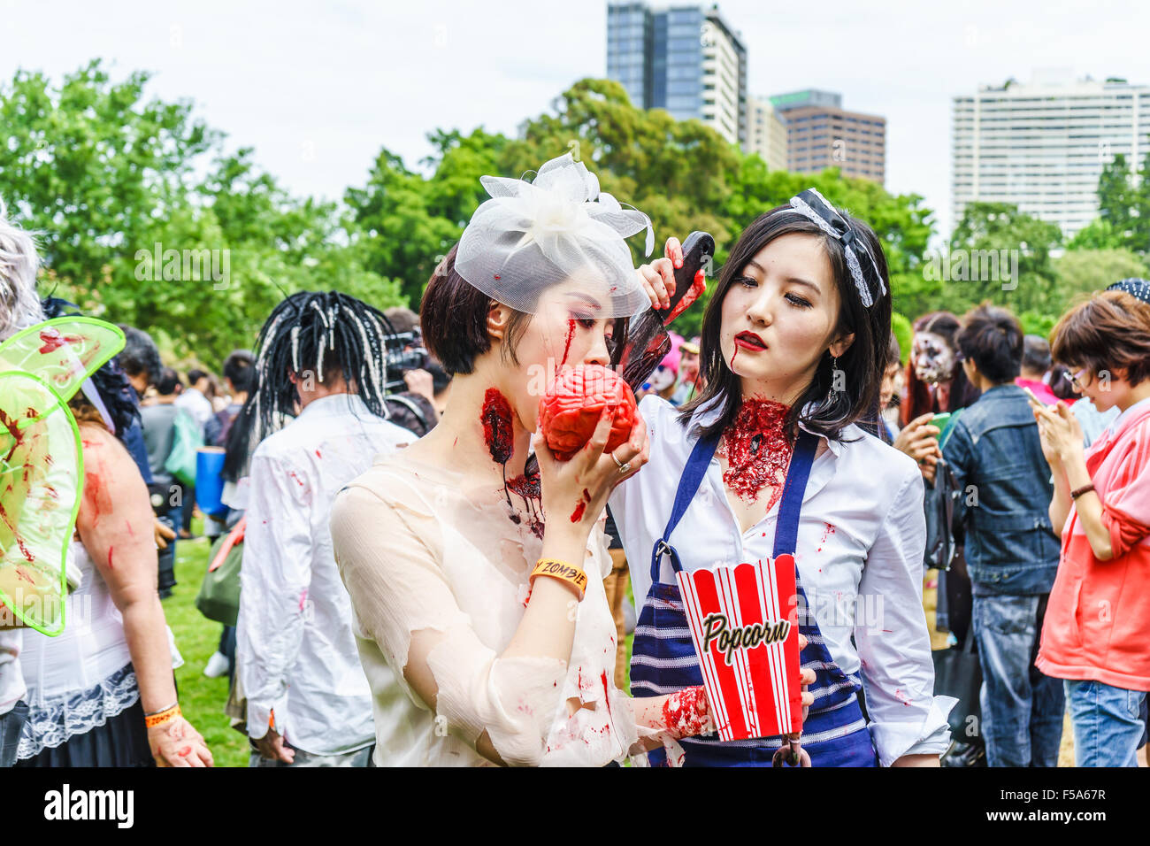 Sydney Zombie Walk sensibilise pour la fondation du cerveau. Halloween, 2015. Banque D'Images