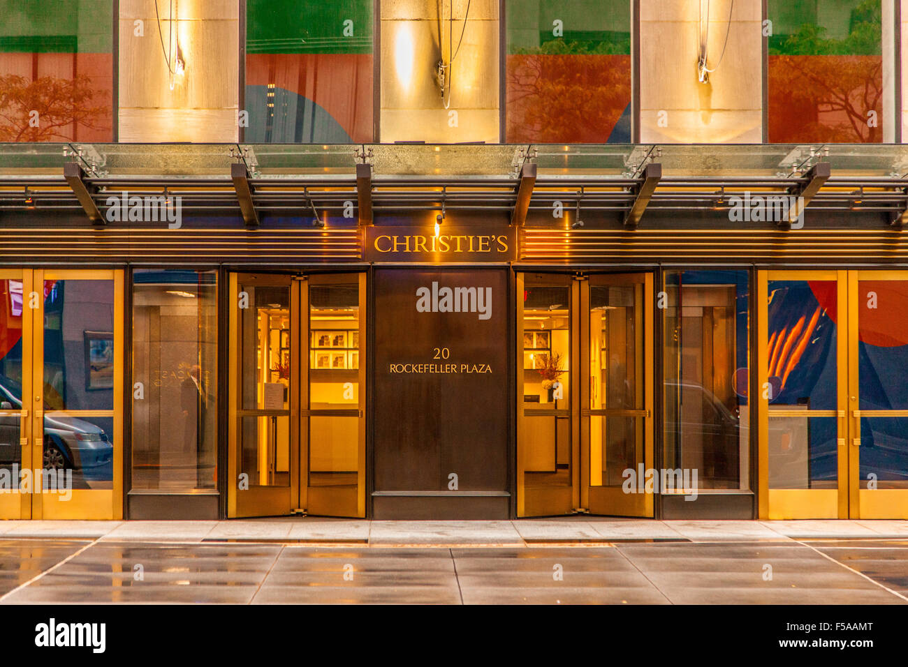 Maison de ventes aux enchères Christie's, Rockefeller Plaza, New York City, États-Unis d'Amérique. Banque D'Images