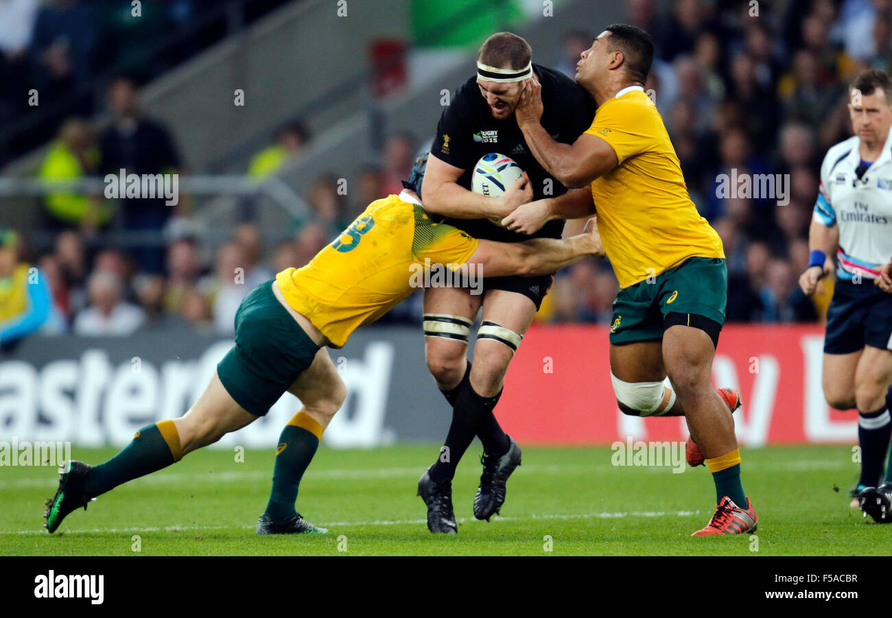 Londres, Royaume-Uni. 31 octobre, 2015. David Pocock, Bro, Retallick Kane Douglas Nouvelle-Zélande Australie Nouvelle-Zélande V V L'Australie, finale de la Coupe du Monde de Rugby 2015 Twickenham, Londres, Angleterre 31 octobre 2015 Rugby World Cup 2015 Final, le Stade de Twickenham, Londres, Angleterre Allstar Crédit : photo library/Alamy Live News Banque D'Images Londres, Royaume-Uni. 31 octobre, 2015. David Pocock, Bro, Retallick Kane Douglas Nouvelle-Zélande Australie Nouvelle-Zélande V V L'Australie, finale de la Coupe du Monde de Rugby 2015 Twickenham, Londres, Angleterre 31 octobre 2015 Rugby World Cup 2015 Final, le Stade de Twickenham, Londres, Angleterre Allstar Crédit : photo library/Alamy Live News Banque D'Images