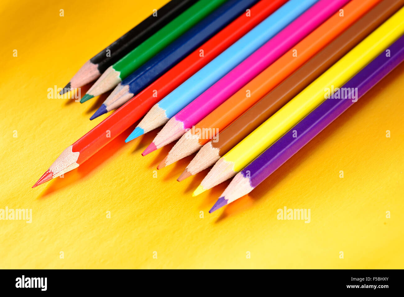 Palette De Crayons De Couleur Fond Blanc Banque d'image et photos Alamy
