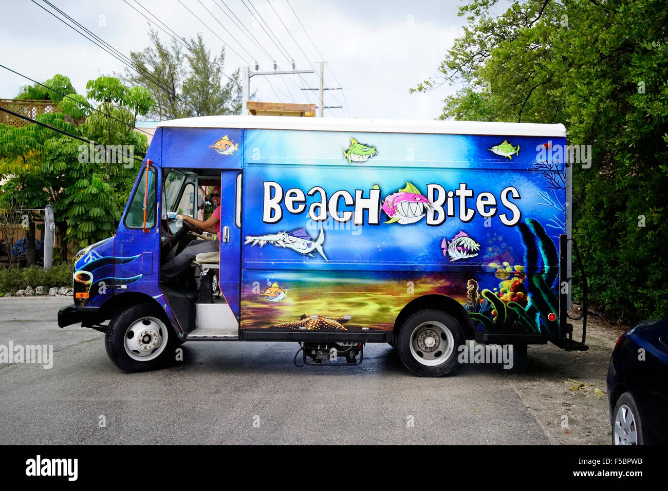 Les morsures de plage camion alimentaire en dehors de la cochons Bar & Grill de Key West, Floride, USA Banque D'Images