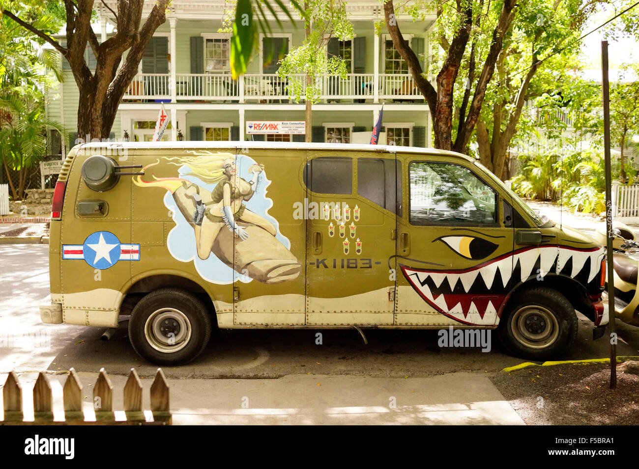 M. Van Sharkson de bombardiers à Garbo's Grill 409 Caroline Street, Key West, Florida USA par Rick Worth Banque D'Images