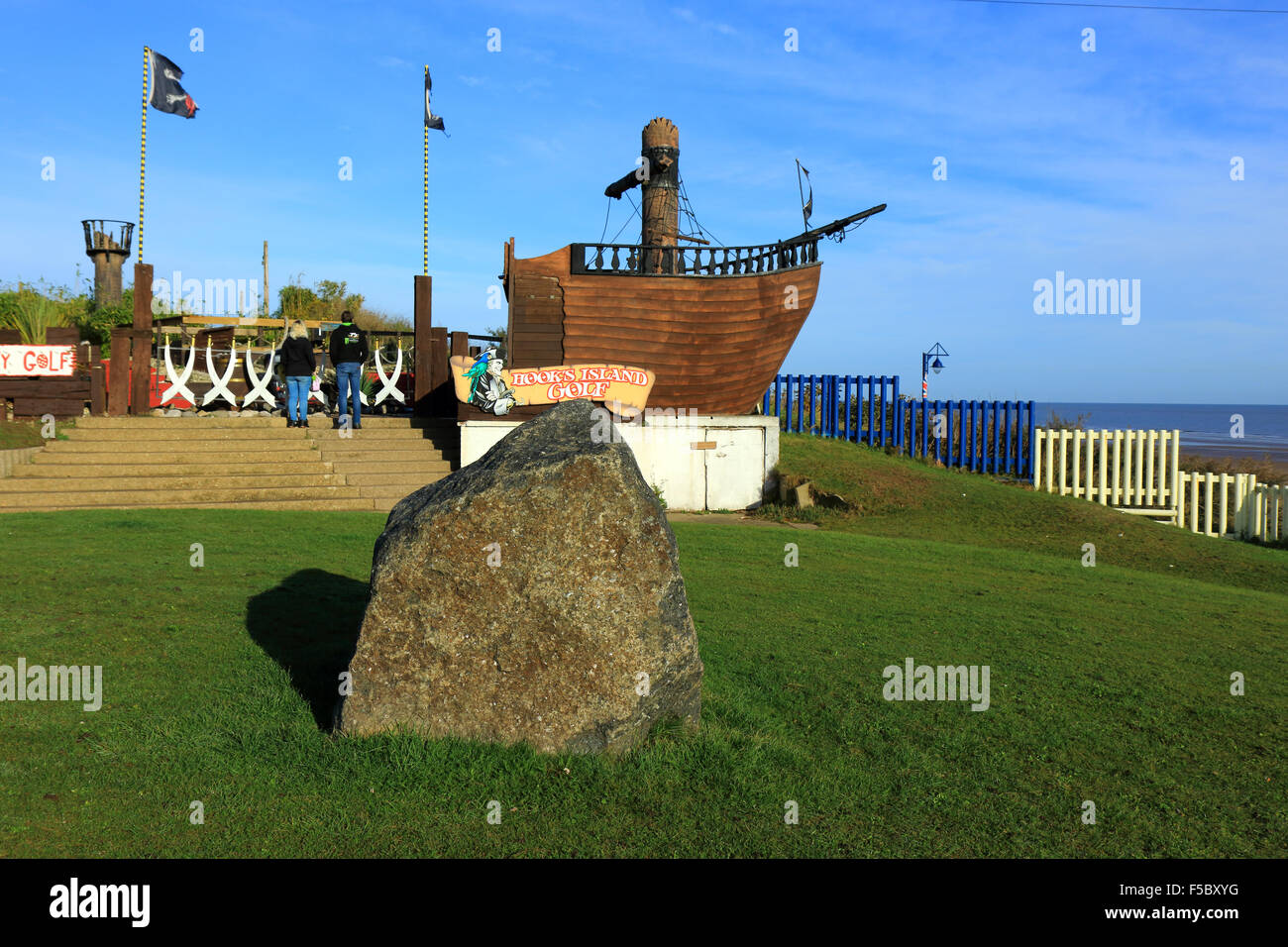 Un jeu de pirates par la plage de Maplethorpe Banque D'Images