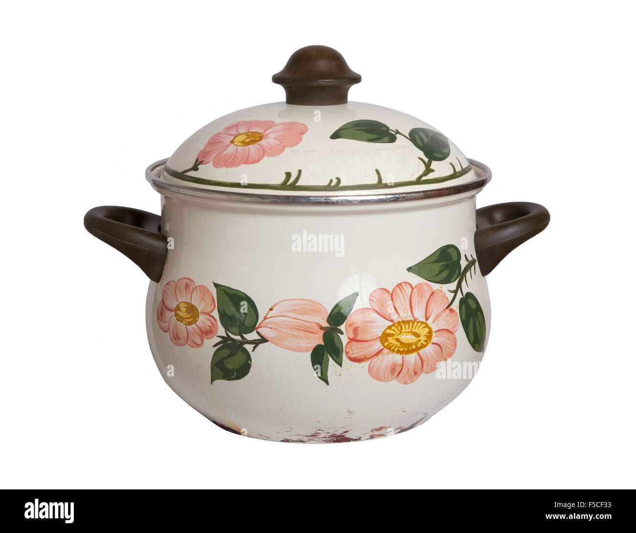 Vieille casserole isolé sur fond blanc Banque D'Images