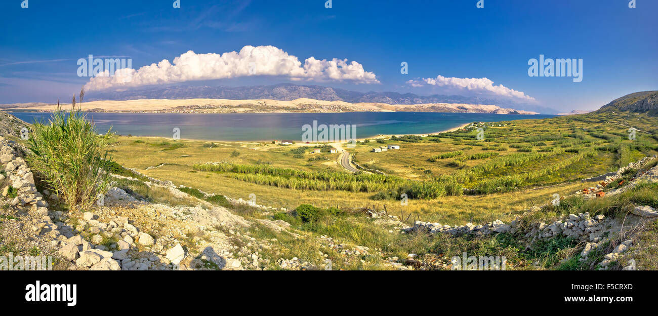 Île de Pag Novalja bay panorama, Dalmatie, Croatie Banque D'Images