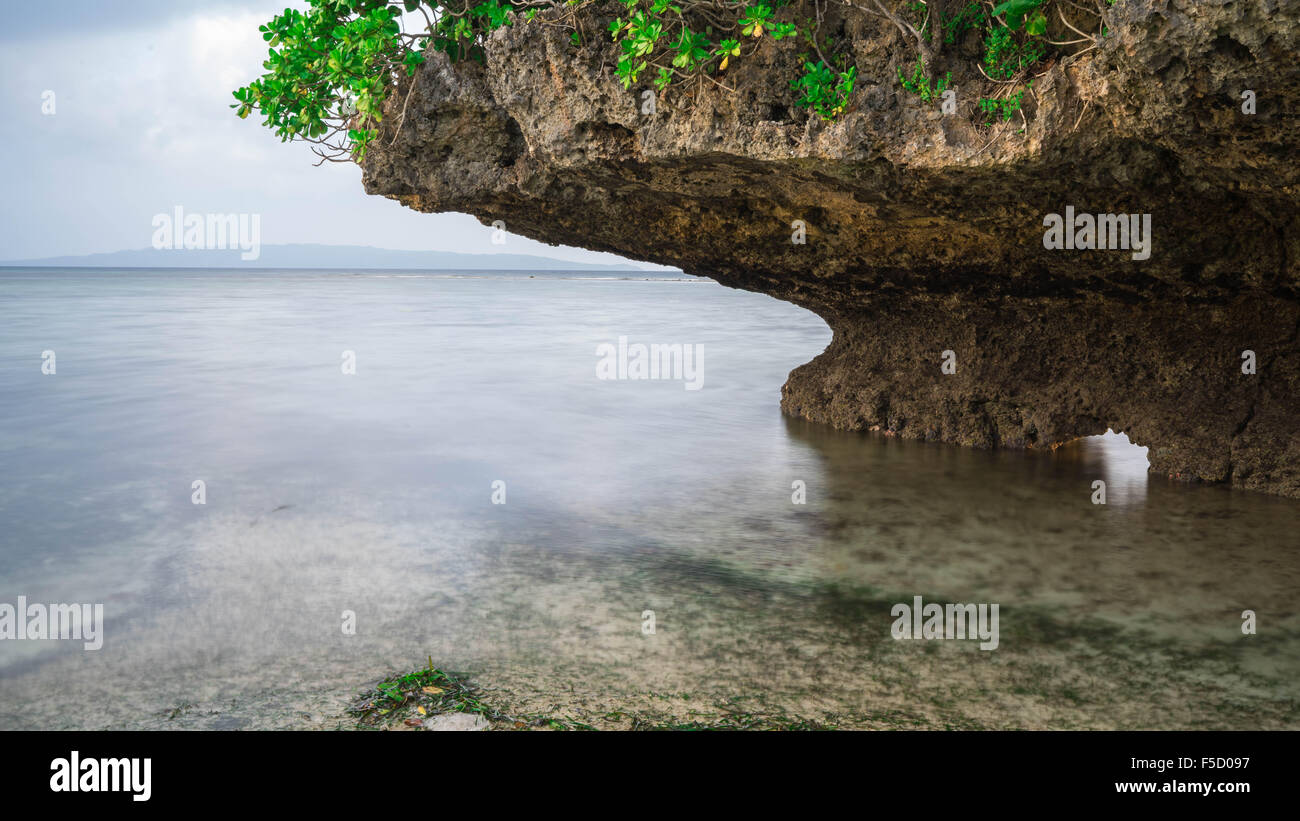 Une belle vue de la marée basse dans l'île de Boracay, Philippines. Banque D'Images