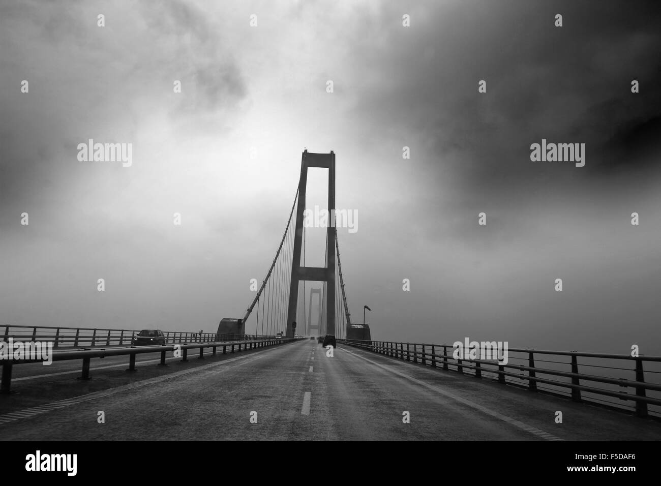 Pont entre la Fionie et seeland au Danemark. Pont du Grand Belt" (en danois : Storebaeltsbroen) Banque D'Images