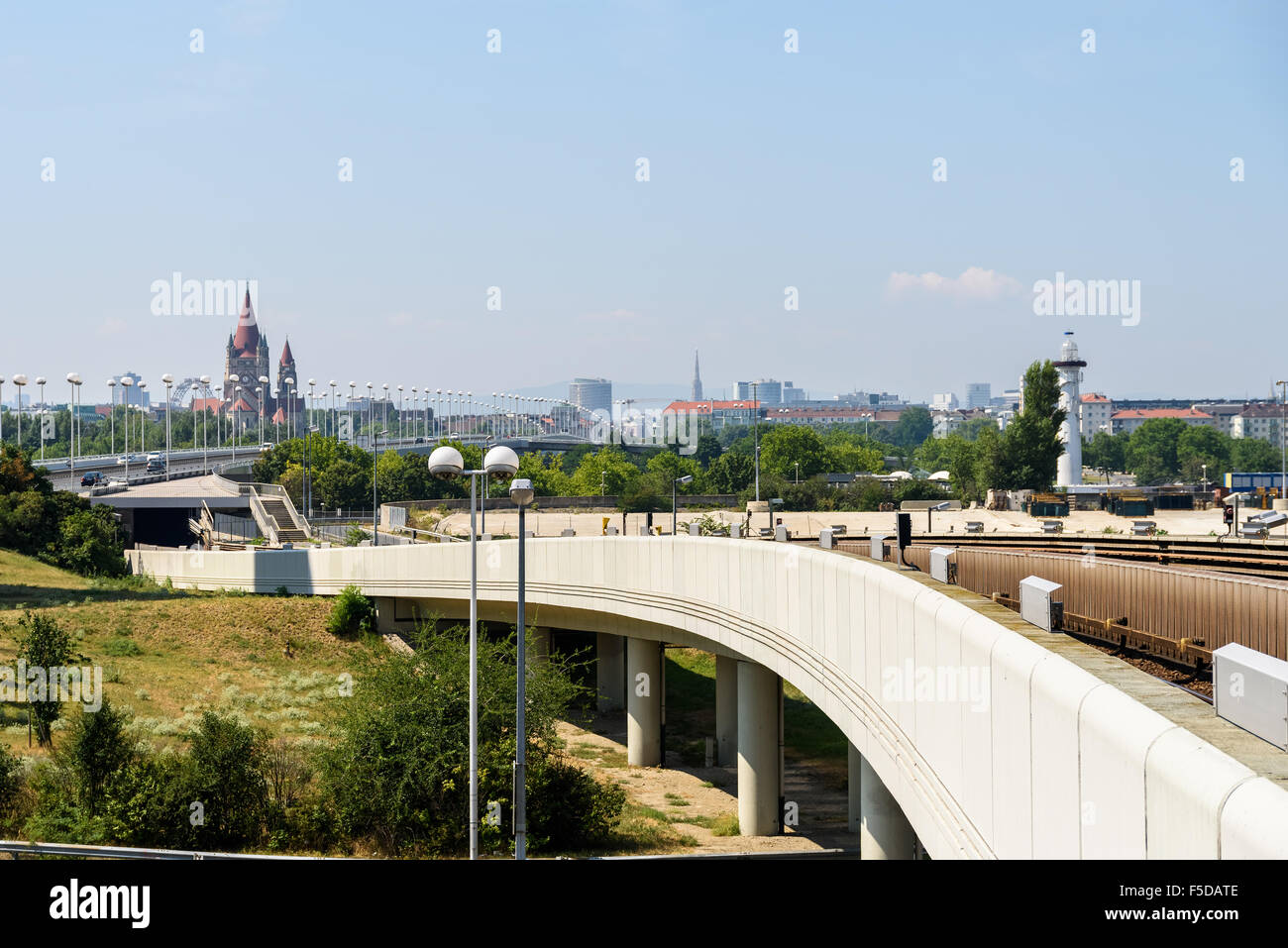 Métro Gare de chemin de fer dans la ville de Vienne Banque D'Images