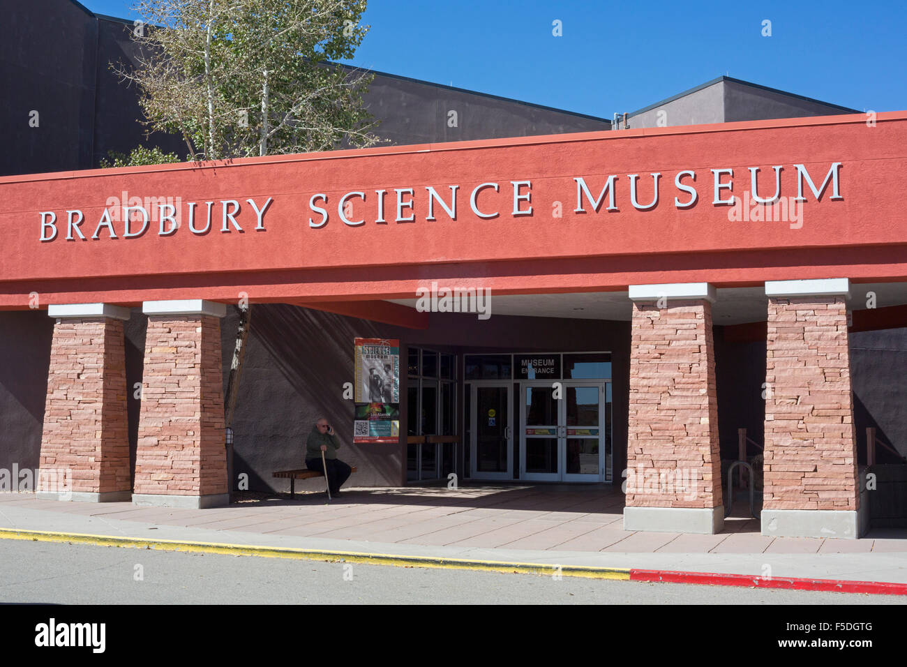 Los Alamos, Nouveau Mexique - Le Bradbury Science Museum contient des expositions à propos de Los Alamos National Laboratory. Banque D'Images